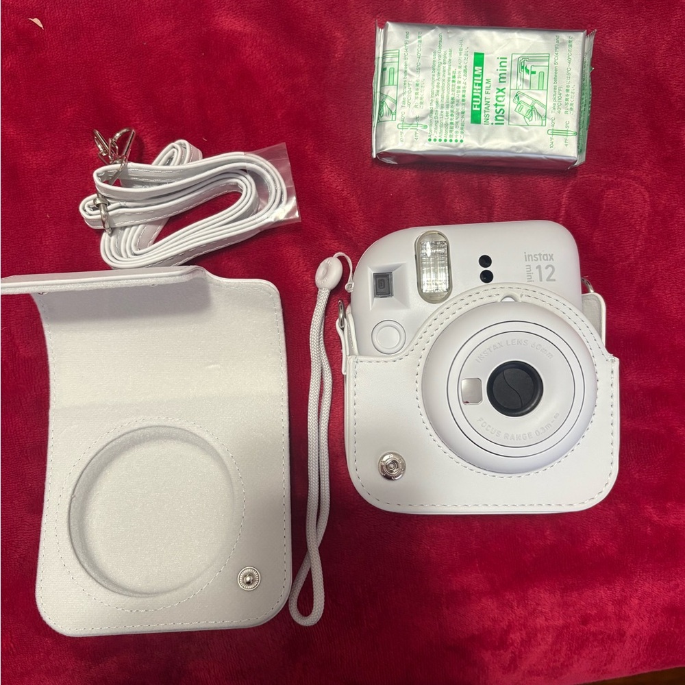 Fujifilm Instax Mini 12 White Instant Camera